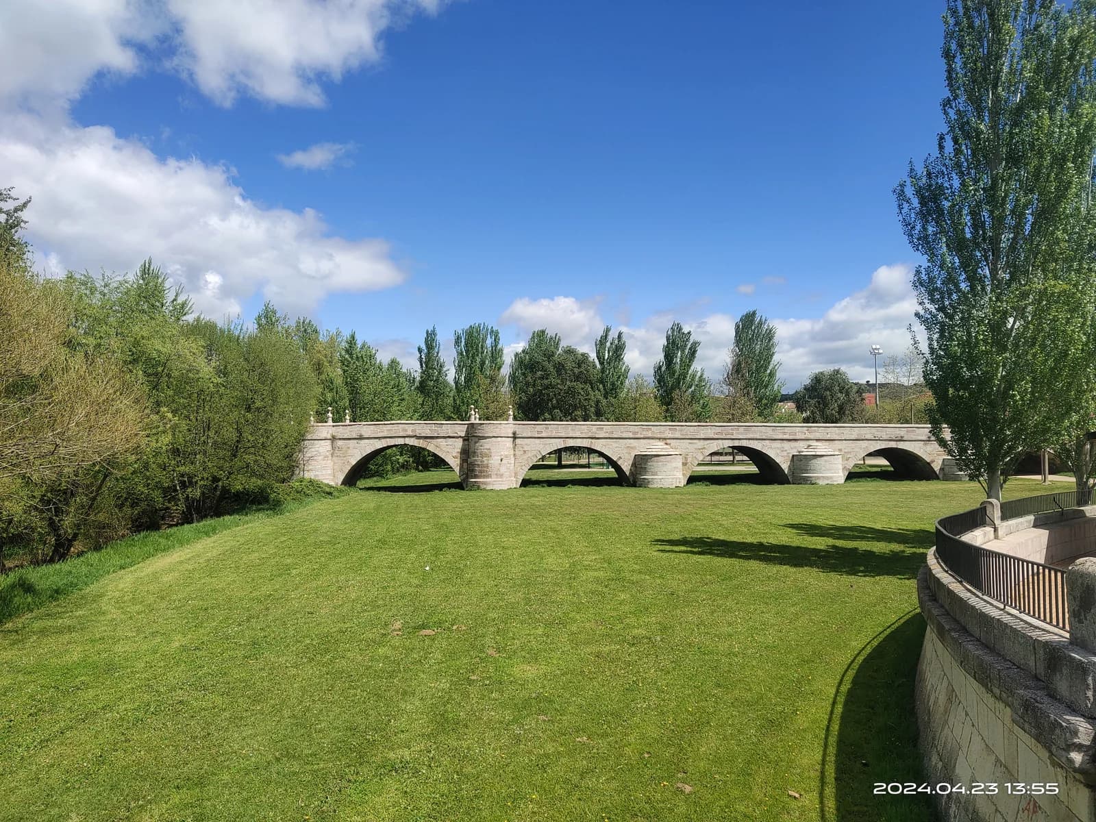 曼西利亞德拉斯穆拉斯